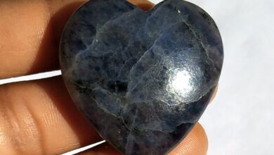 Buy Heart shape stone